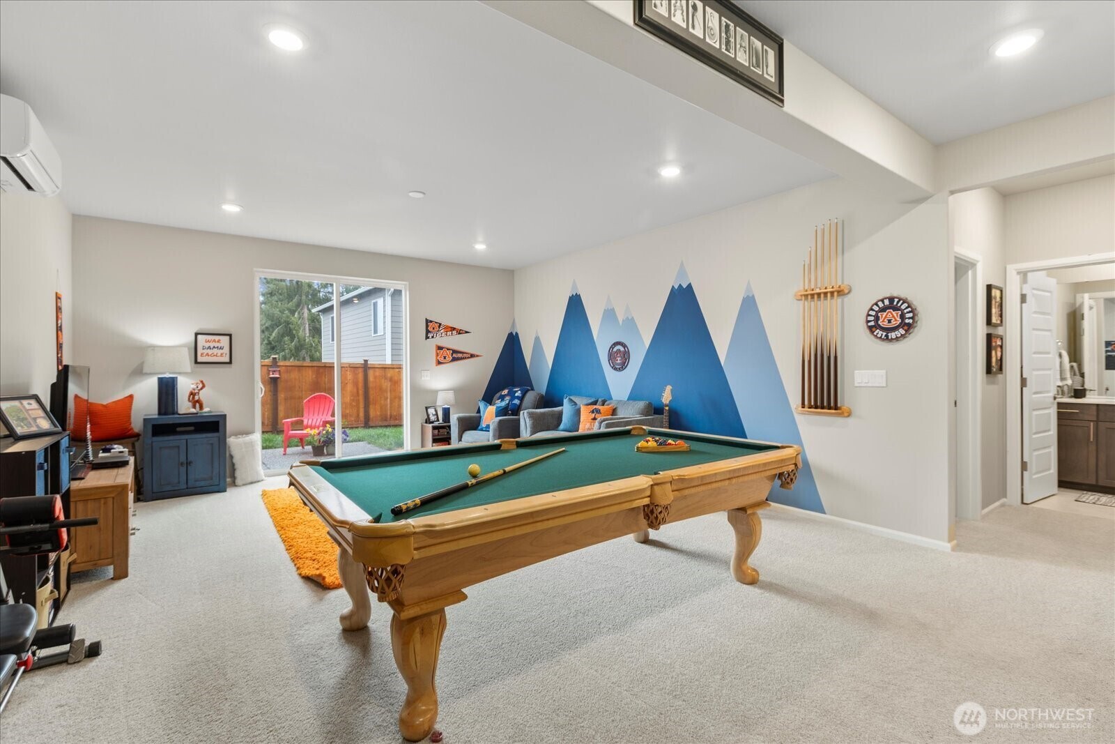 Property Photo:  932  121st Avenue SE  WA 98258 