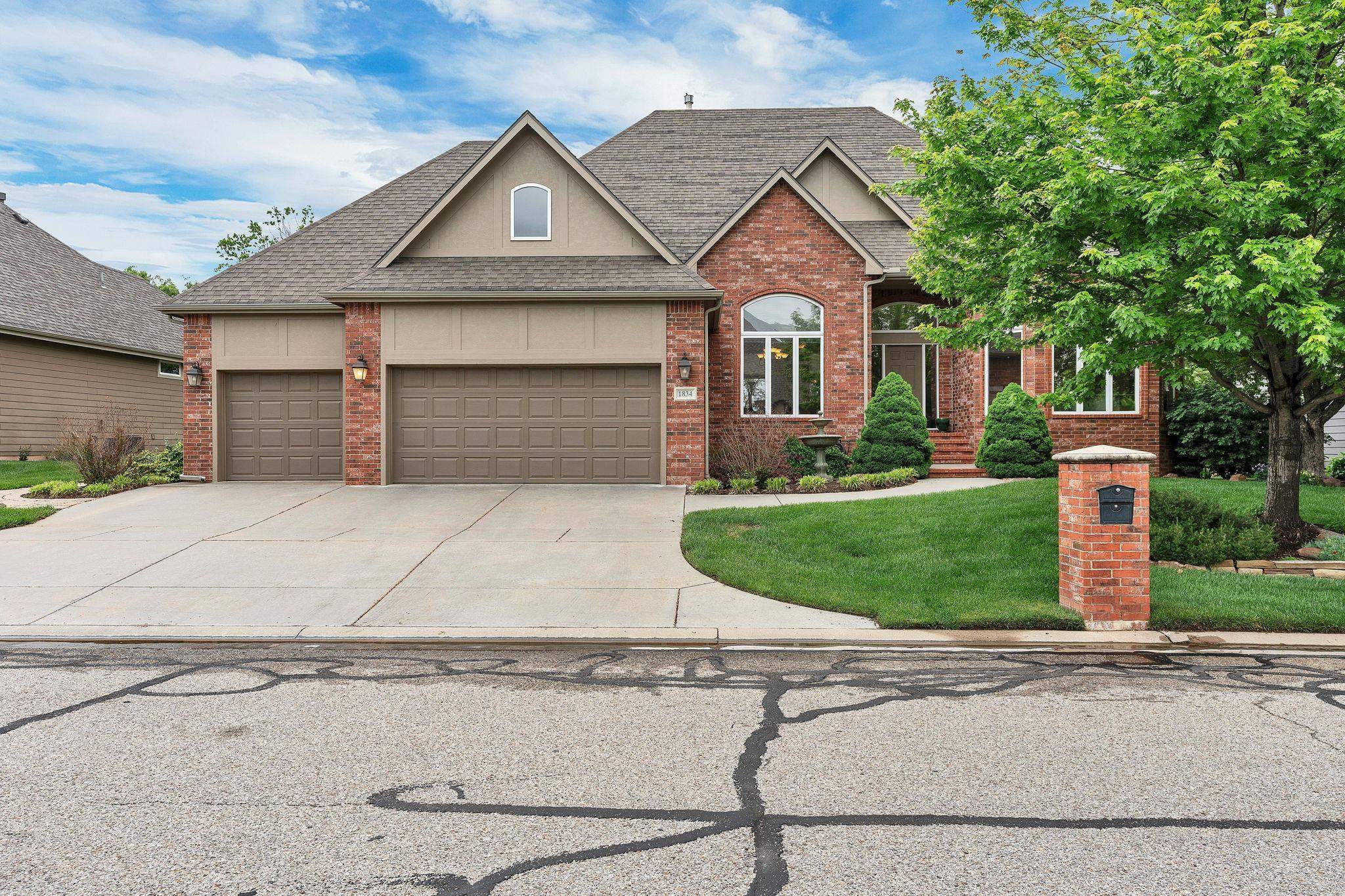 Property Photo: 1834 N Cranbrook St KS 67206