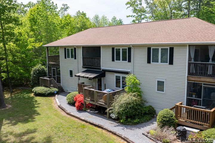 Property Photo:  149-102 Gaston Pointe Dr  NC 27850 