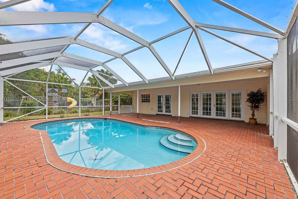 Property Photo: 7640 NW 6th Ct FL 33324