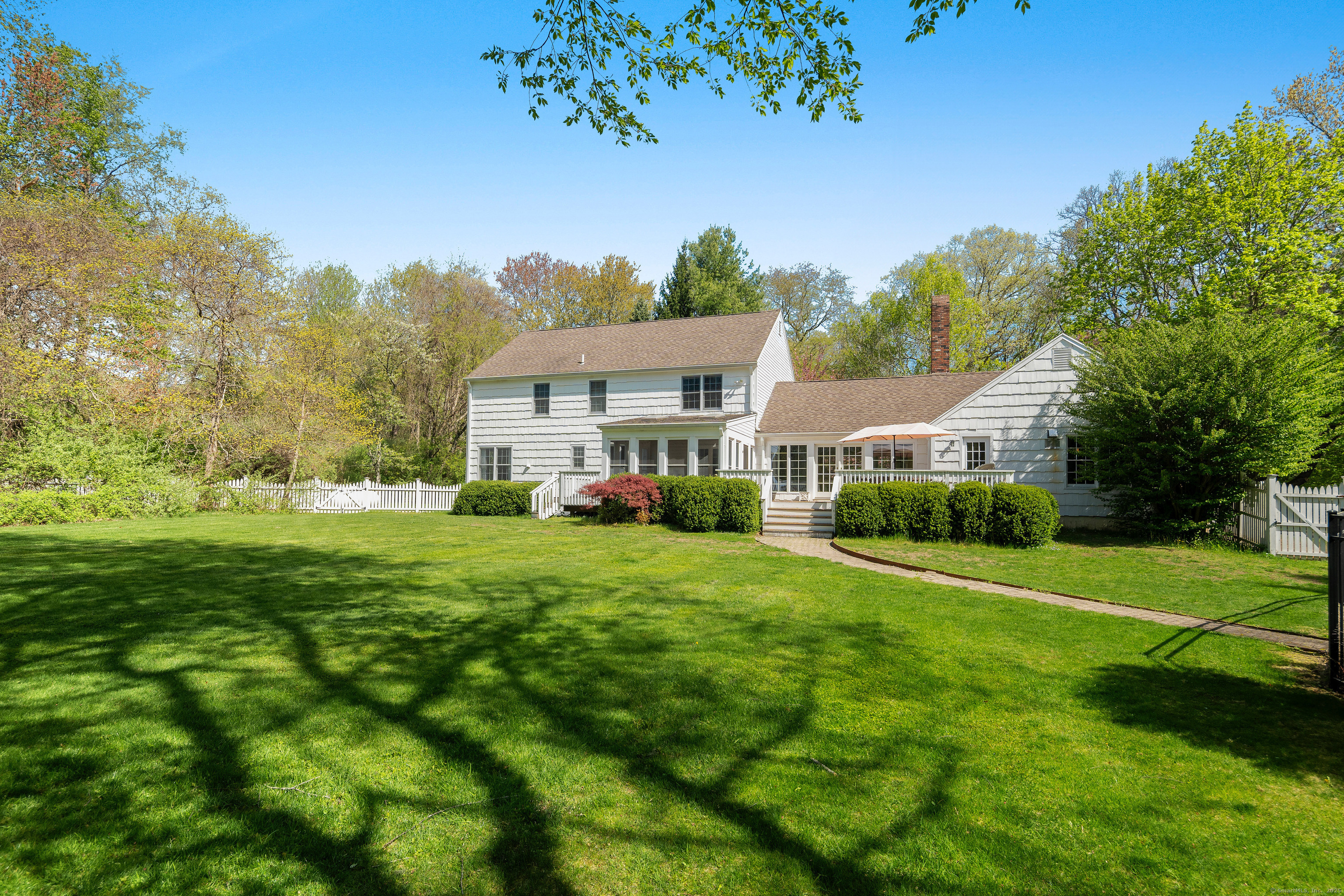 7 Tunxis Trail  Redding CT 06896 photo
