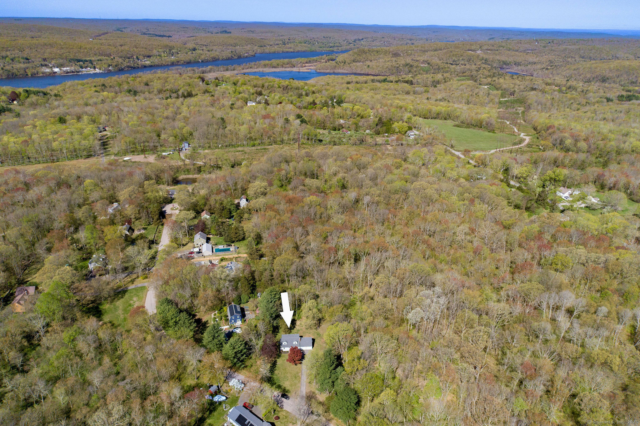 Property Photo: 19 Deer Run CT 06423