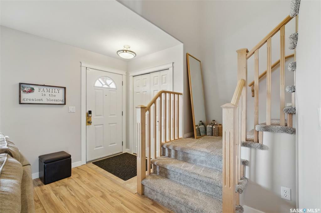 Property Photo: 523 Maguire Lane SK S7W 1A2