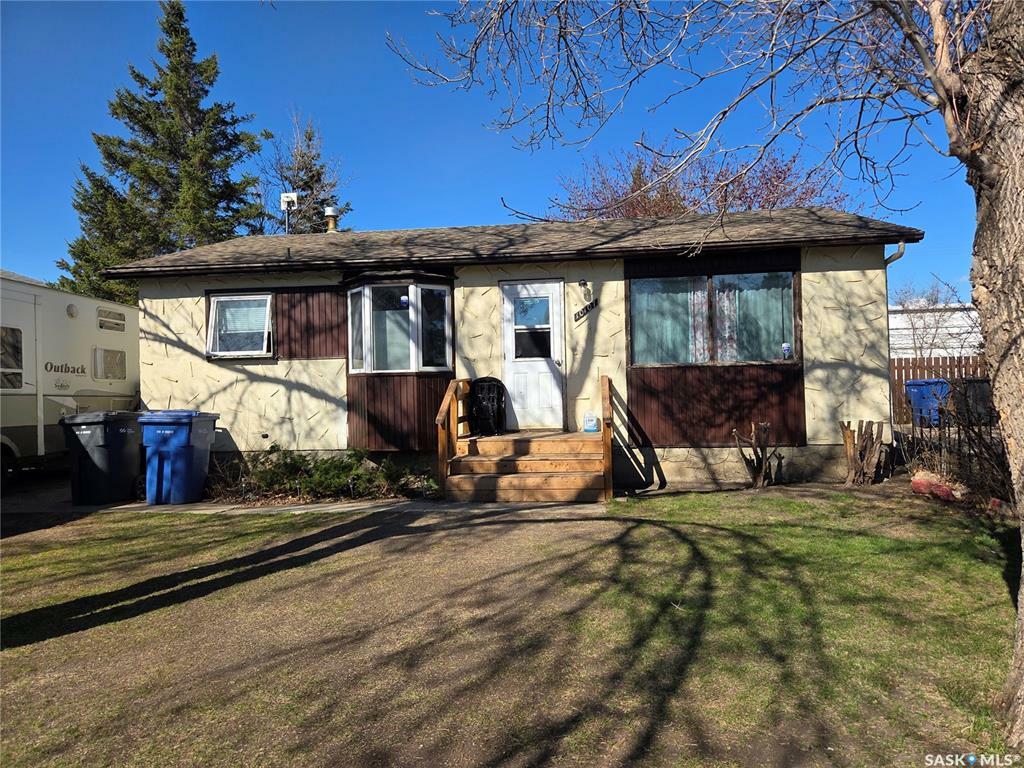 Property Photo: 10107 Borden Crescent SK S9A 2Z8