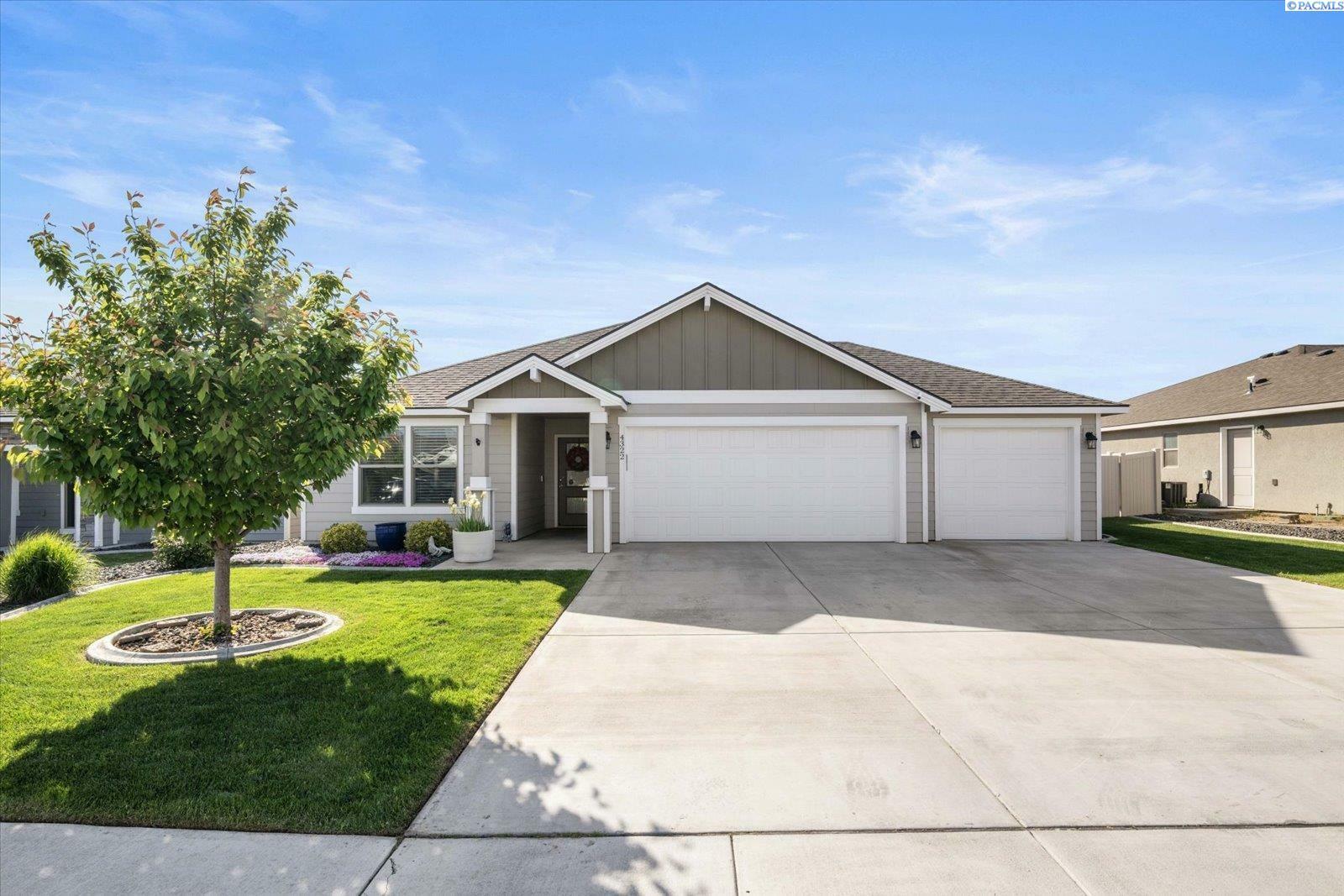 4322 Chilcotin Lane  Pasco WA 99301 photo