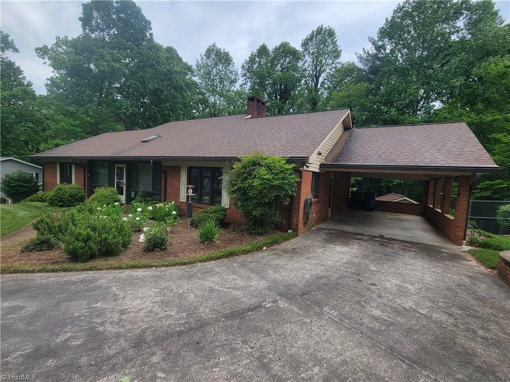 512 Finley Street  North Wilkesboro NC 28659 photo