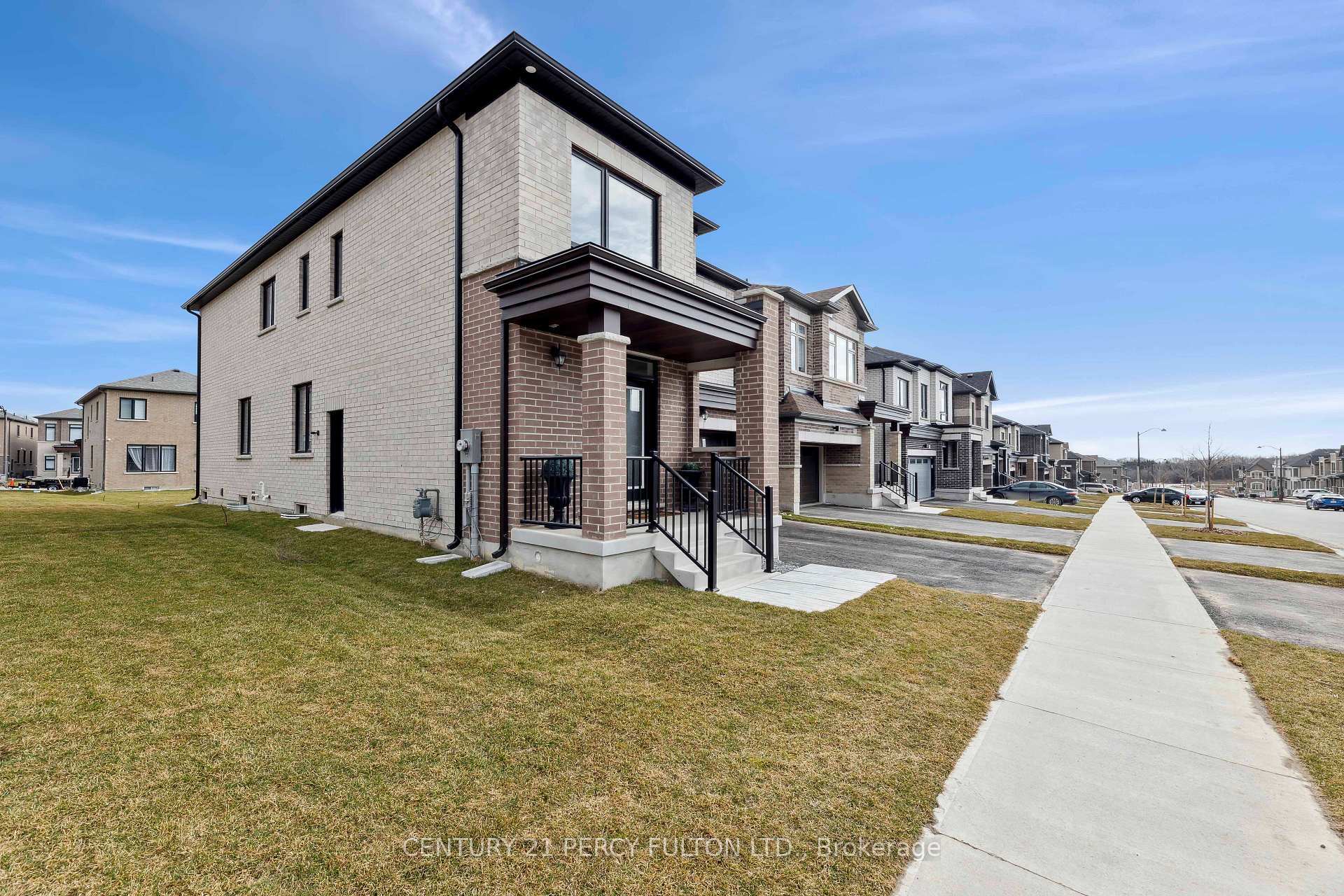 Photo de la propriété: 2137 Coppermine Street ON L1L 0T1