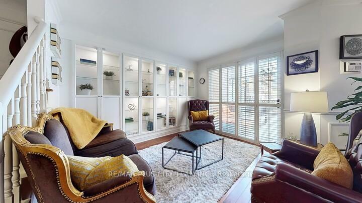 Property Photo: 60 Homewood Avenue Th 112 ON M4Y 2X4