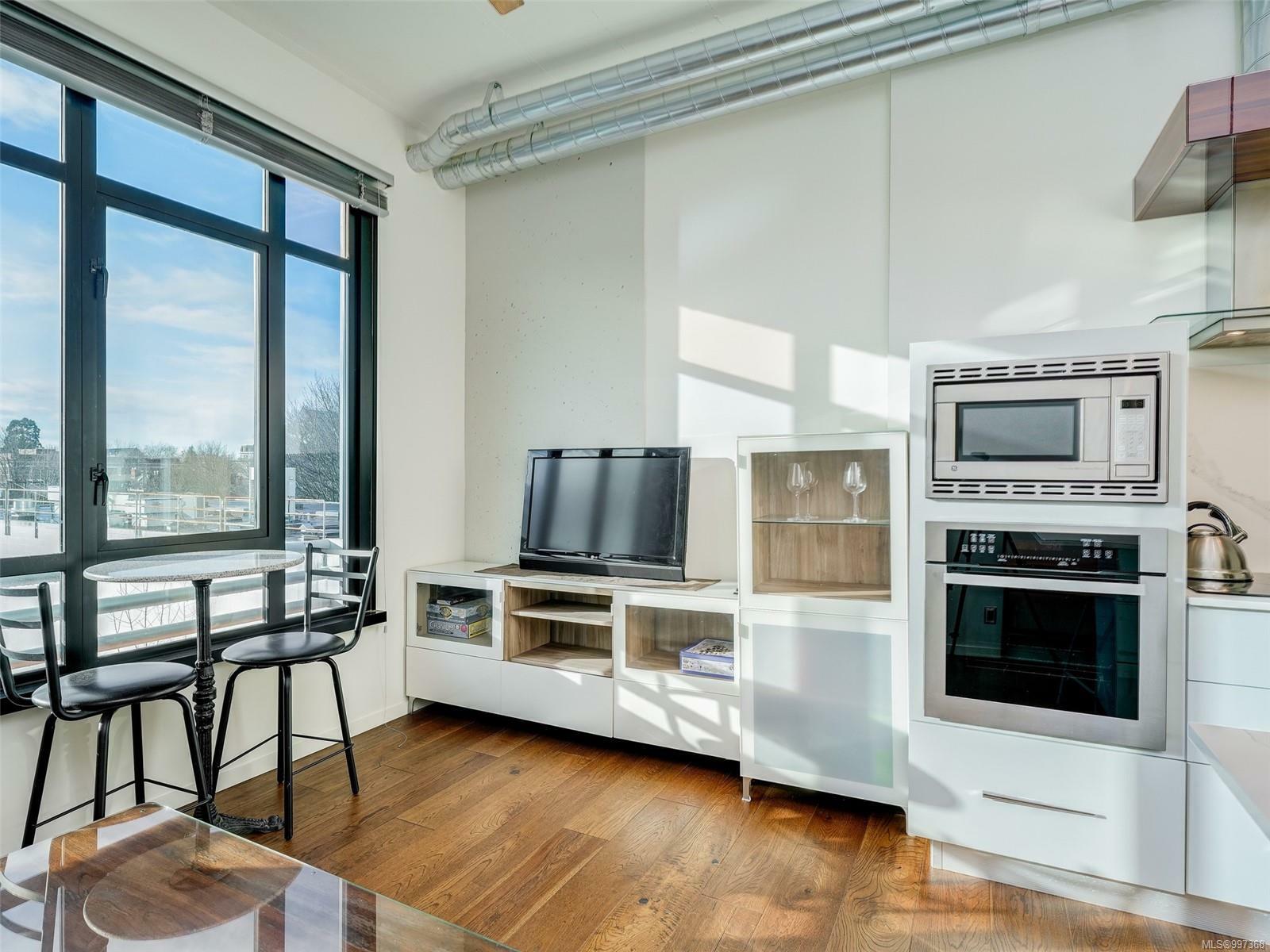 Property Photo: 1029 View St 530 BC V8V 0C9