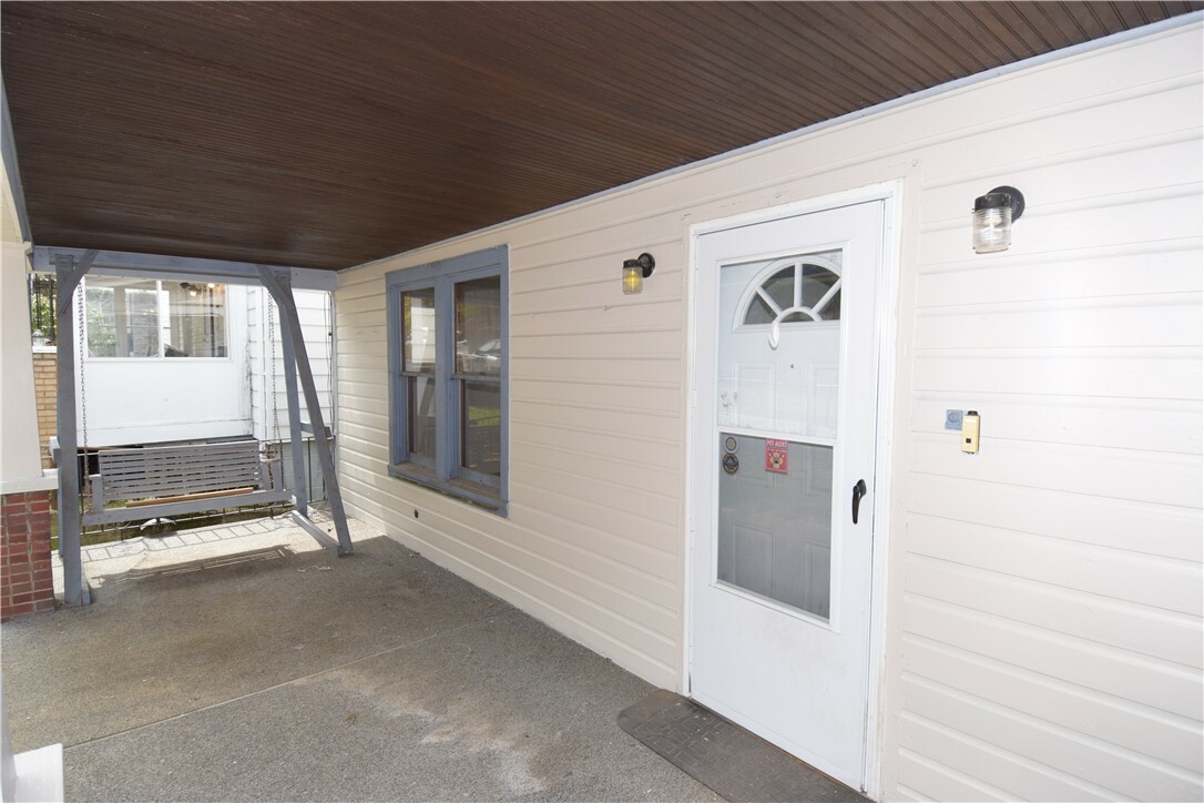 Property Photo: 825 Pine Street PA 15003
