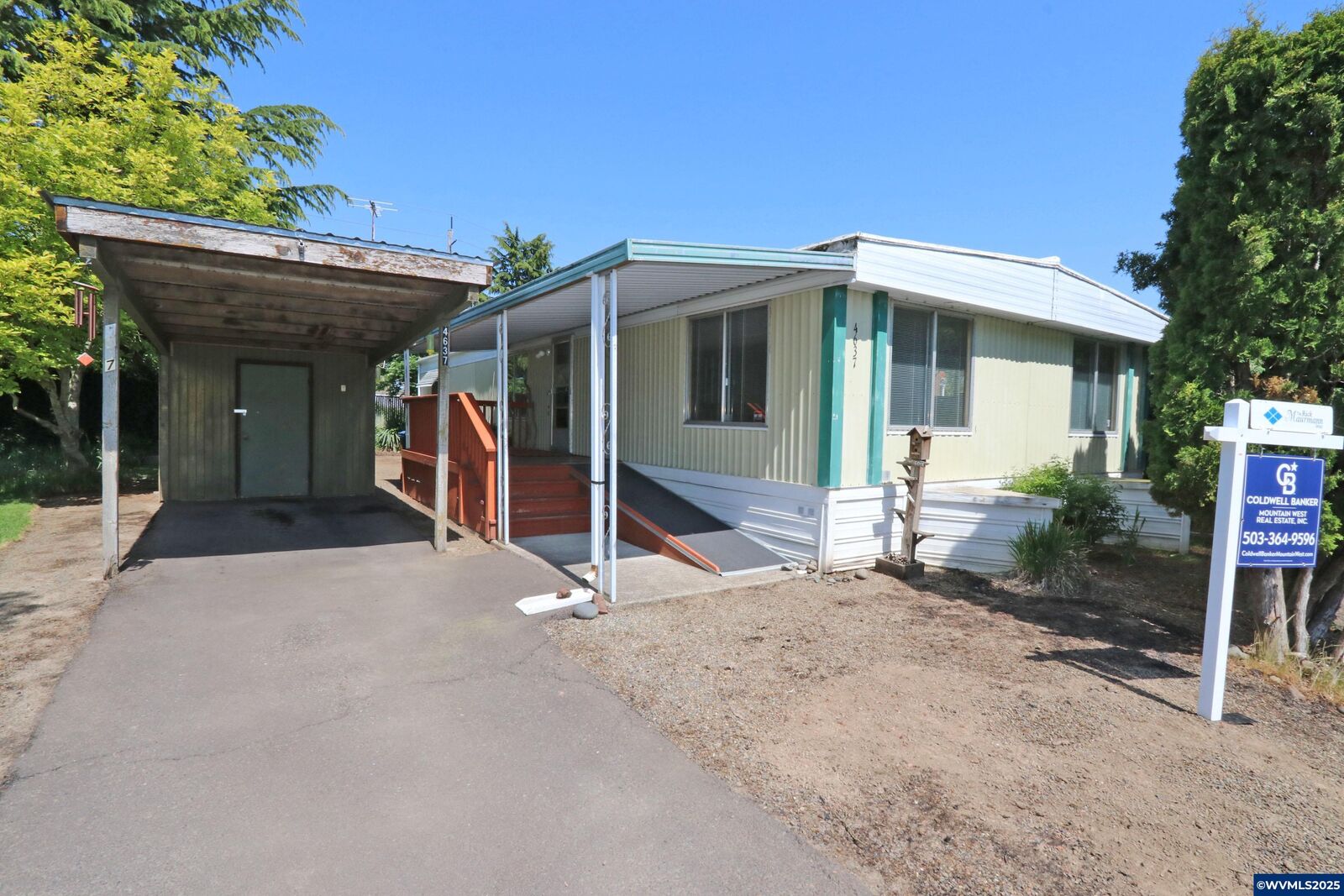 Property Photo: 4637 Amber St NE OR 97301