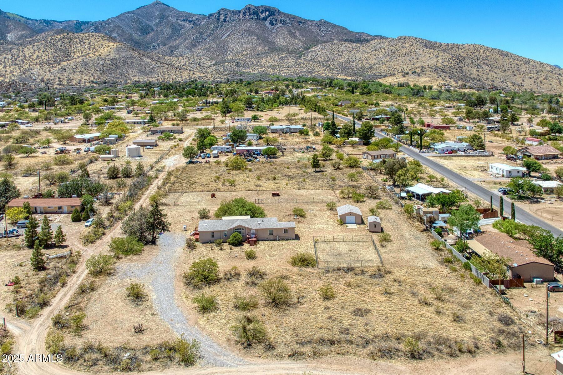 Property Photo: 5131 E Bristlecone Lane AZ 85615