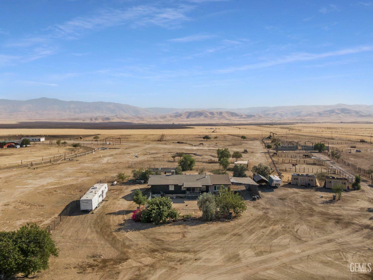 Property Photo: 23301 Highway 166 CA 93252