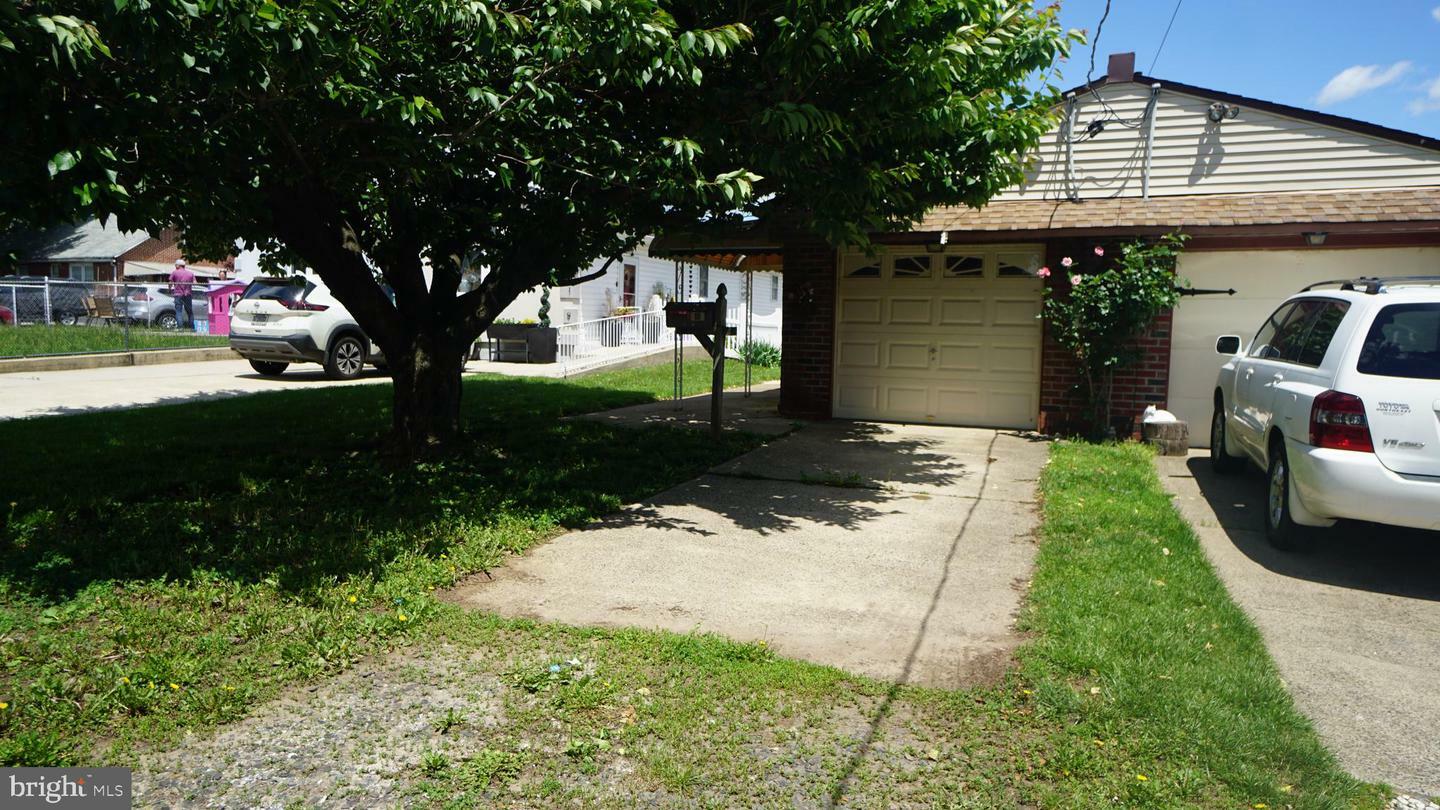 Property Photo:  5021 Arendell Avenue  PA 19114 