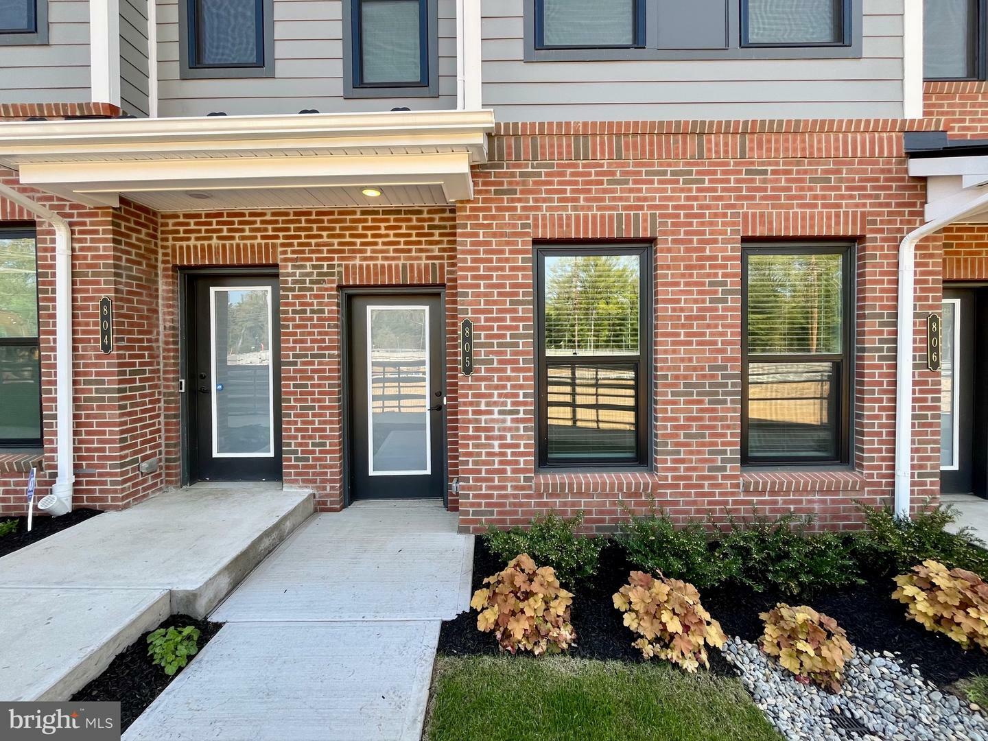 Property Photo: 805 Shay Ct NJ 08550