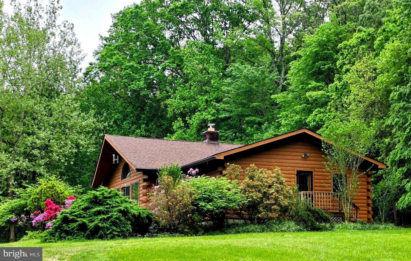 Property Photo: 5925 Huntingtown Road MD 20639