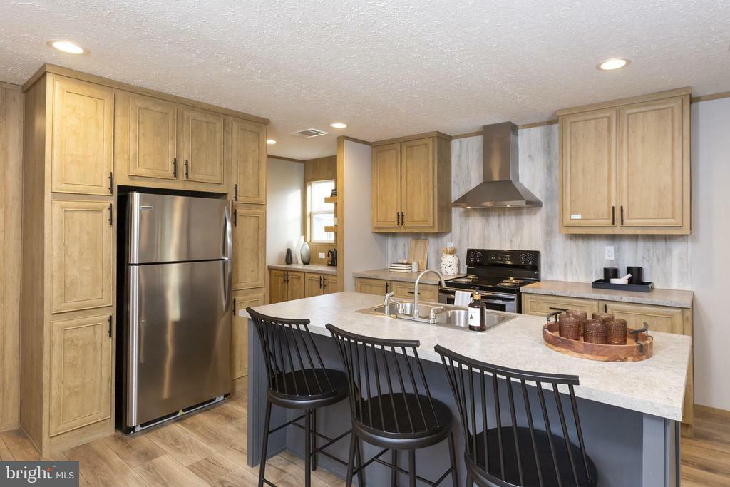 Property Photo:  4434 Hotchkiss St  VA 22408 