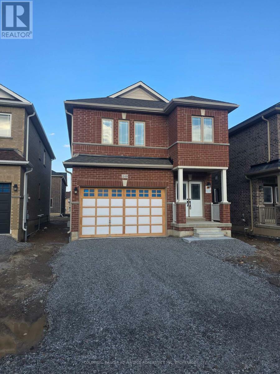 Photo de la propriété: 249 Palace Street ON L2V 0N3