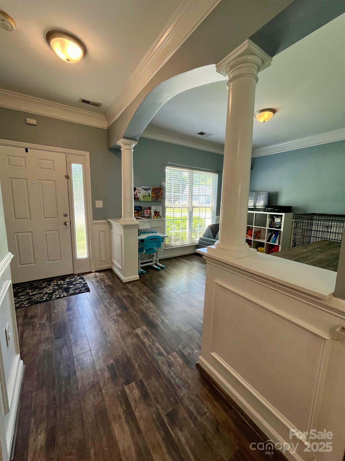 Property Photo: 13241 Woodland Farm Drive NC 28215