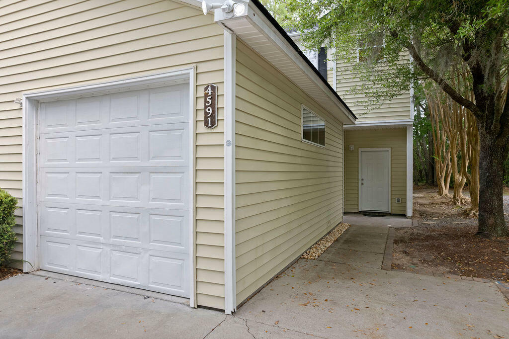 Property Photo: 4591 Great Oak Drive SC 29418