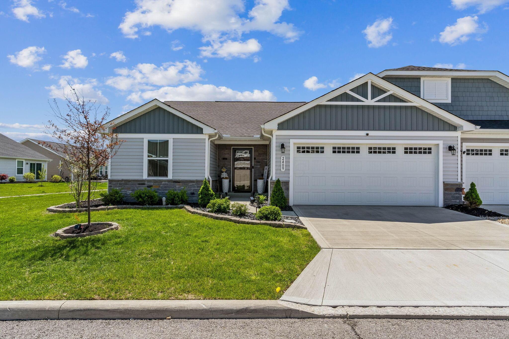Property Photo: 2409 McClouds Square OH 43040