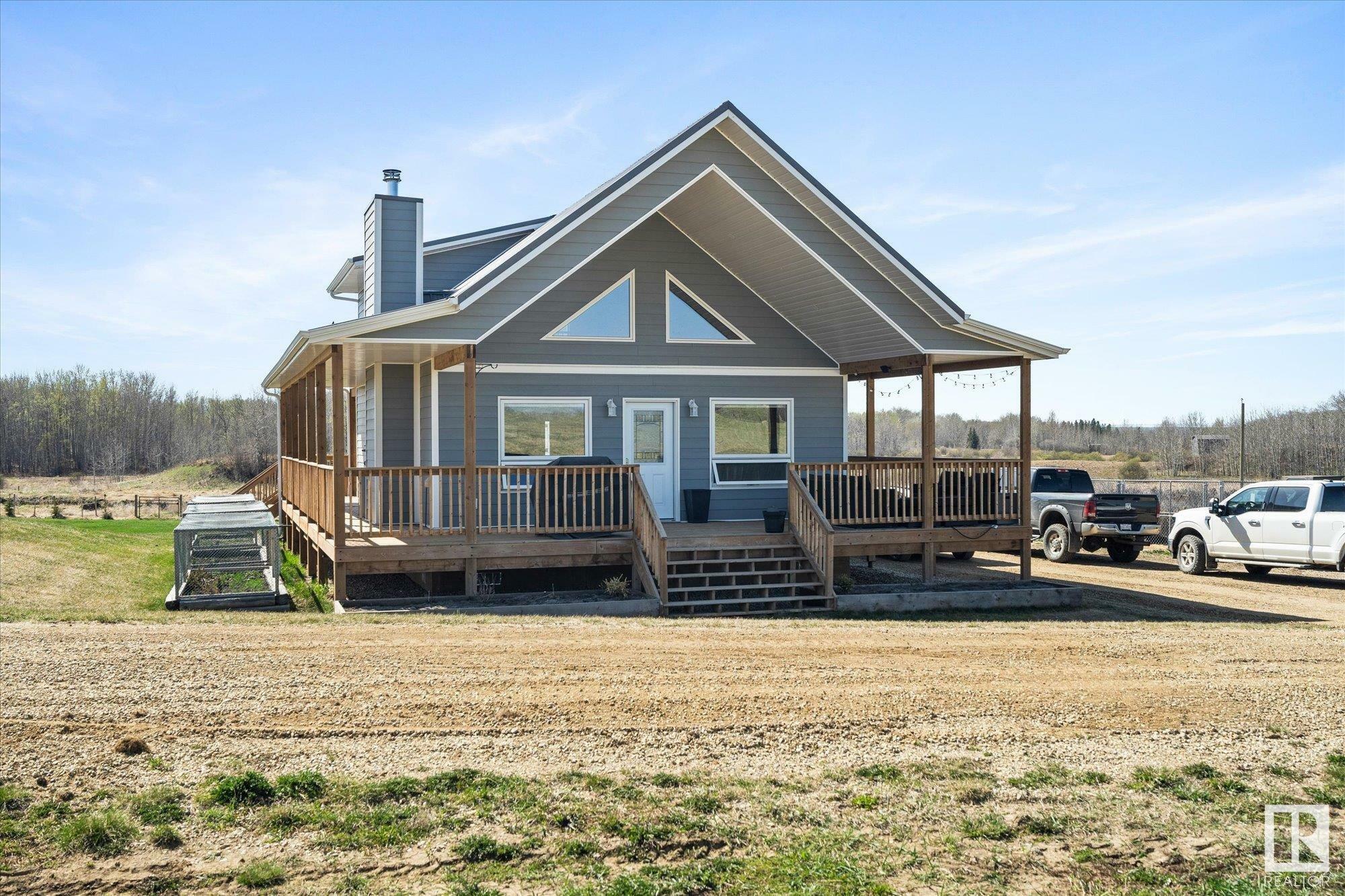 Property Photo: 52515 Rge Road 25 AB T7Y 2M2