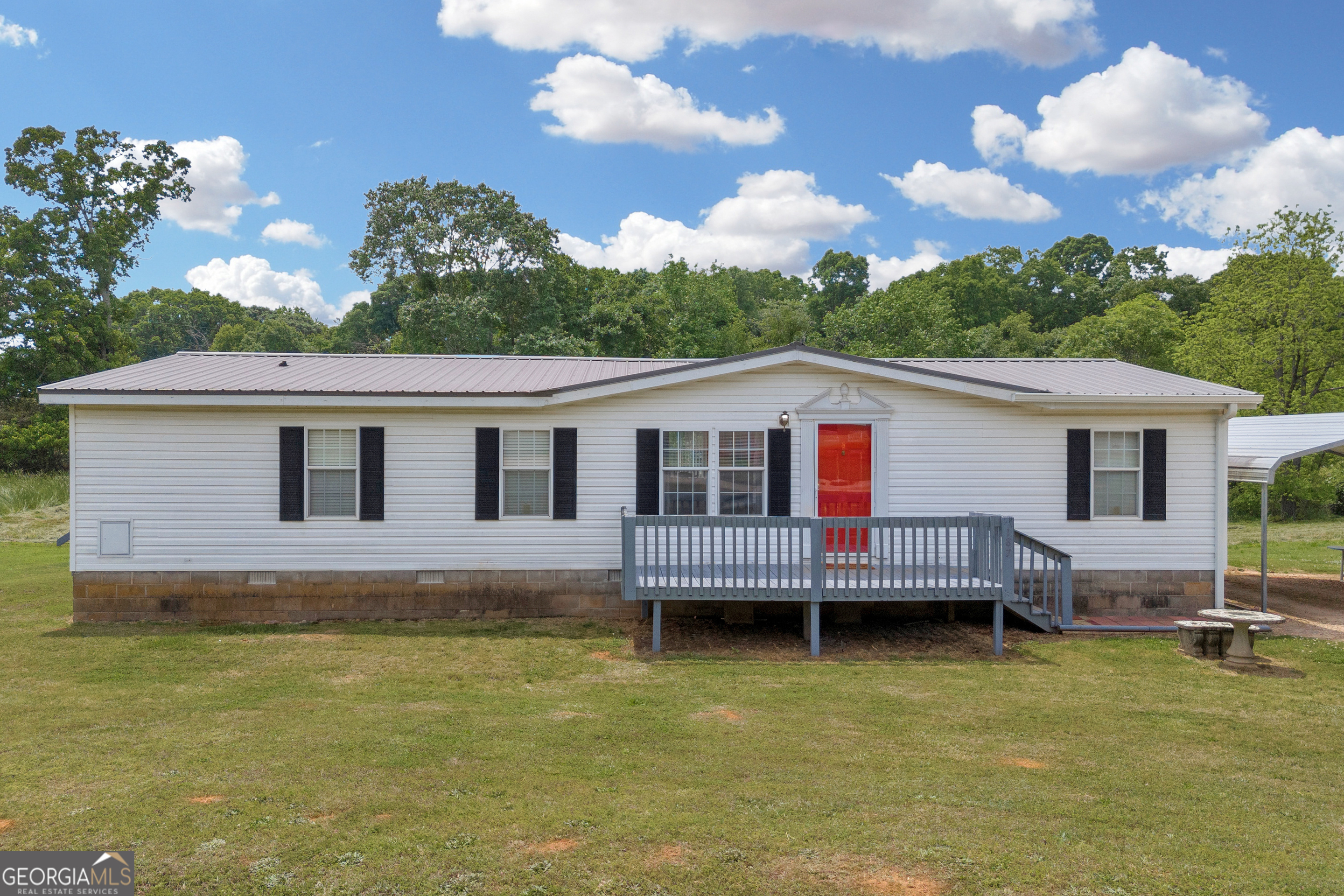 Property Photo: 187 New Hope Road GA 30520