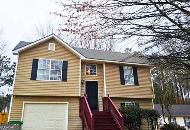 Property Photo: 4233 Viewpoint Lane GA 30294