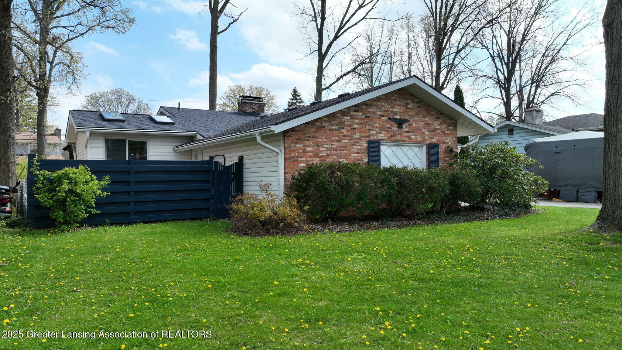 Property Photo: 3007 Cooley Drive MI 48911