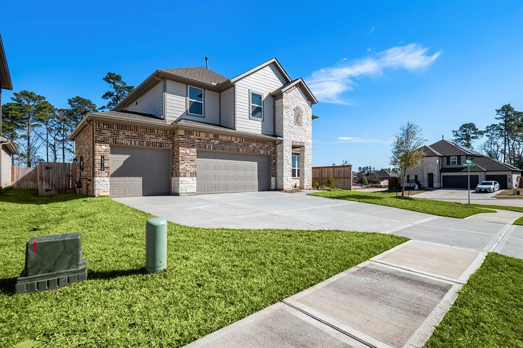 Property Photo: 13716 Rising Sun Lane TX 77384