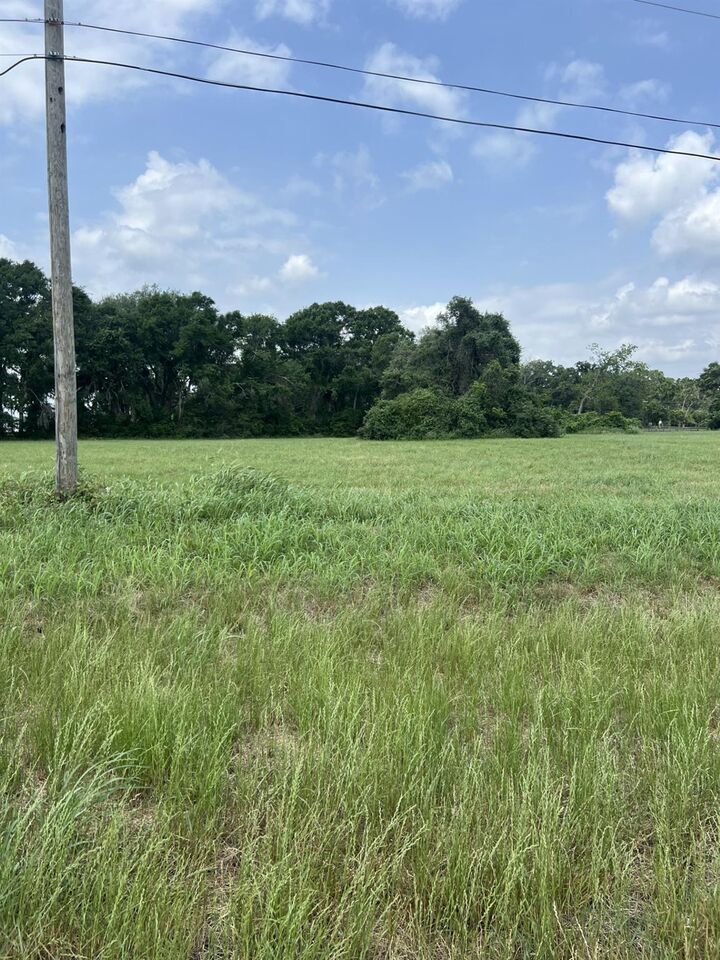 Property Photo:  130 Pony Trail Trail  TX 77515 