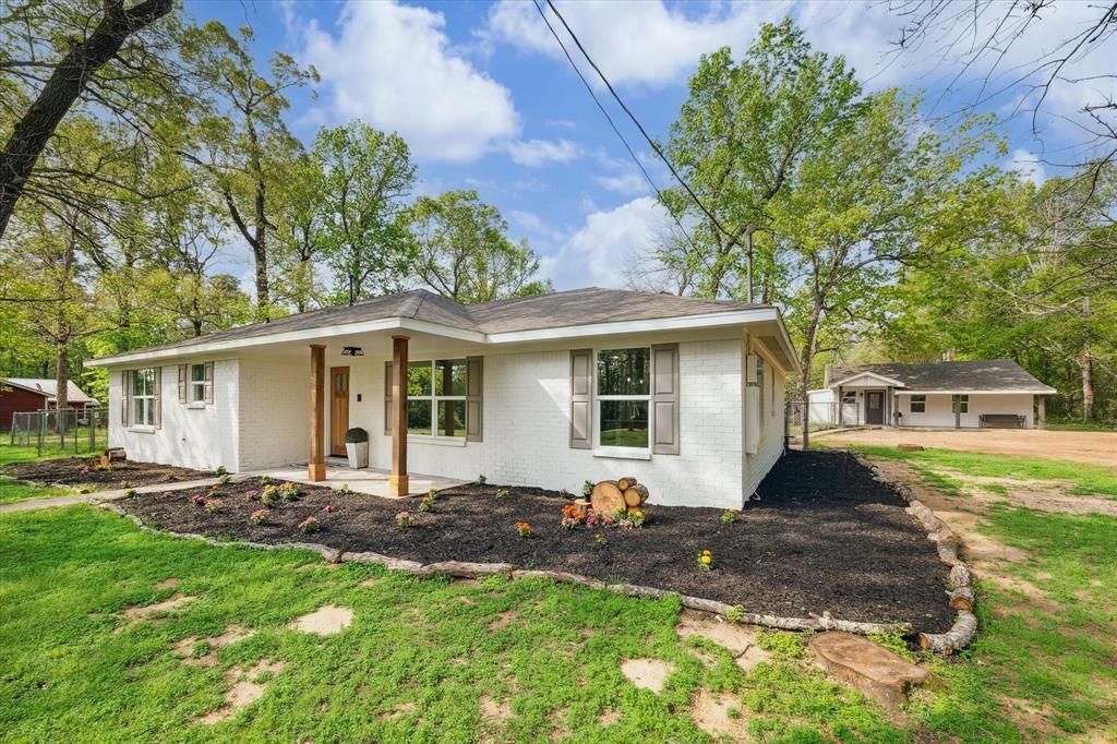 Property Photo: 10369 Lake Shore Dr Drive TX 77303