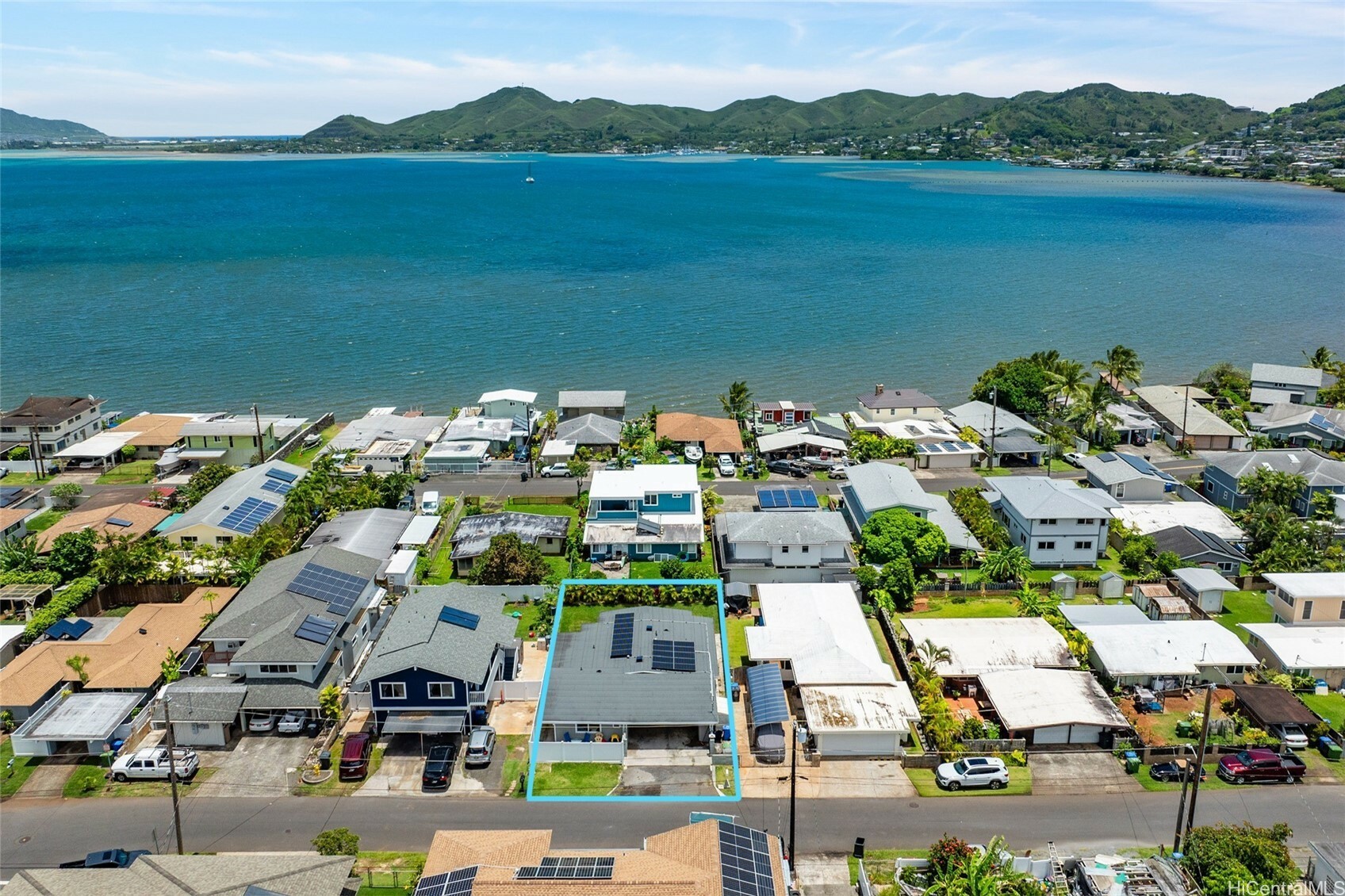 45-008 Mahalani Circle  Kaneohe HI 96744 photo