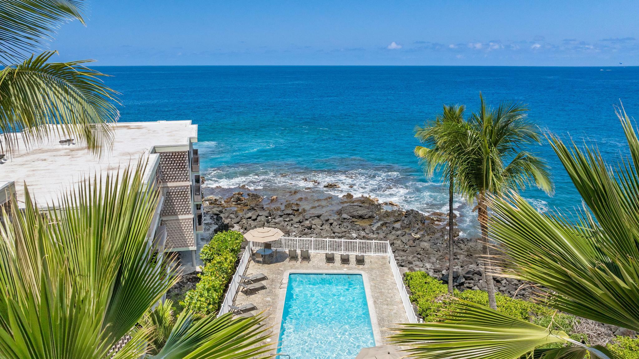 75-6008 Alii Dr 111  Kailua-Kona HI 96740 photo