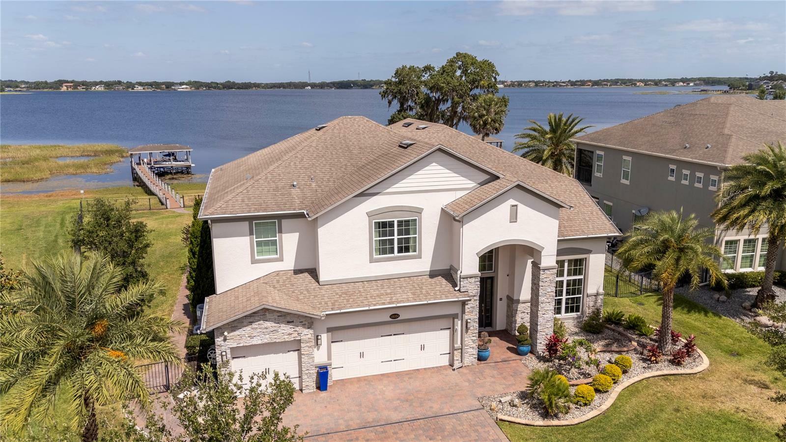 Property Photo: 16054 Johns Lake Overlook Drive FL 34787