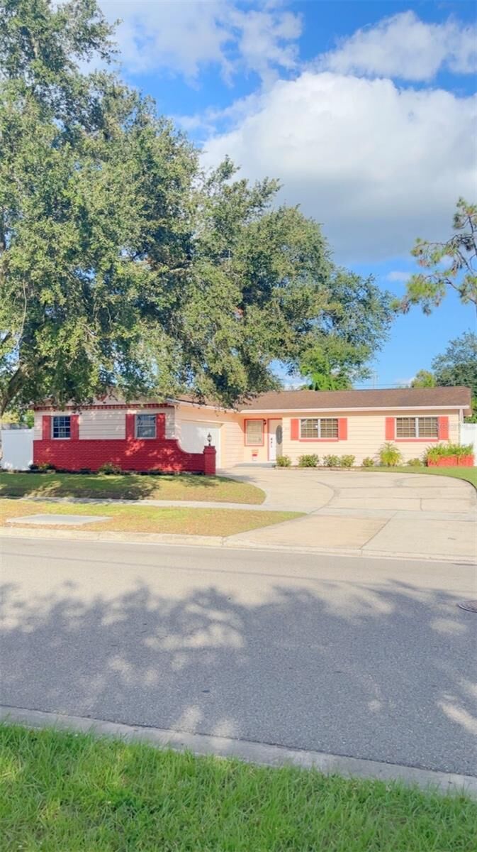 Property Photo:  1603 Gaston Foster Road  FL 32812