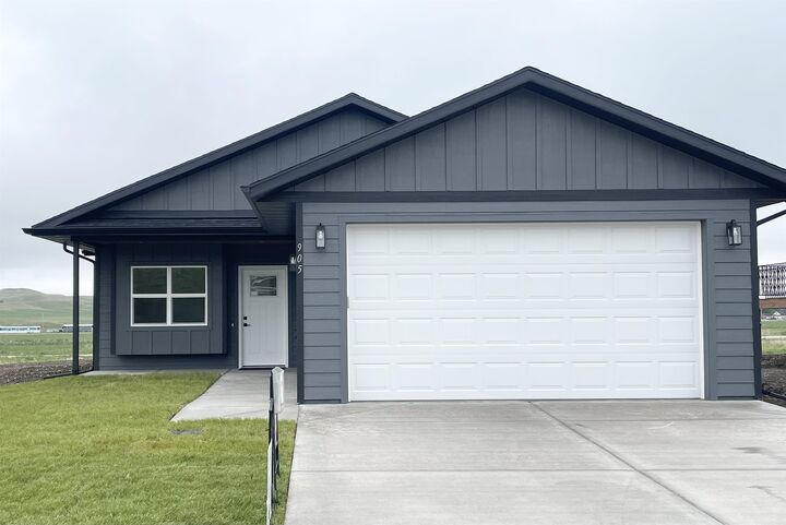 905 Bennington Drive  Box Elder SD 57719 photo