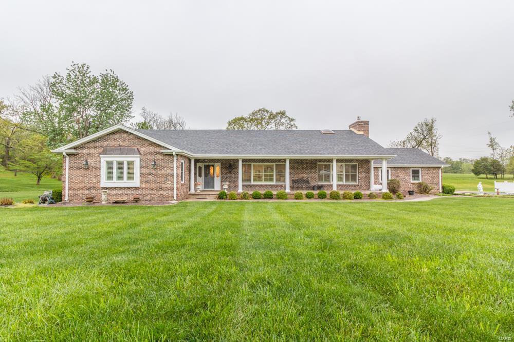 Property Photo:  216 Coach Road  MO 65536 