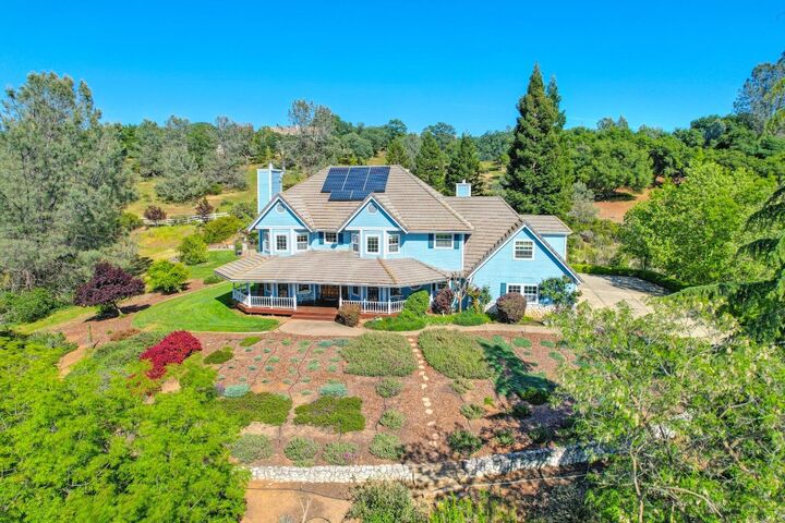 Property Photo:  2601 Roundhill Circle  CA 95667 