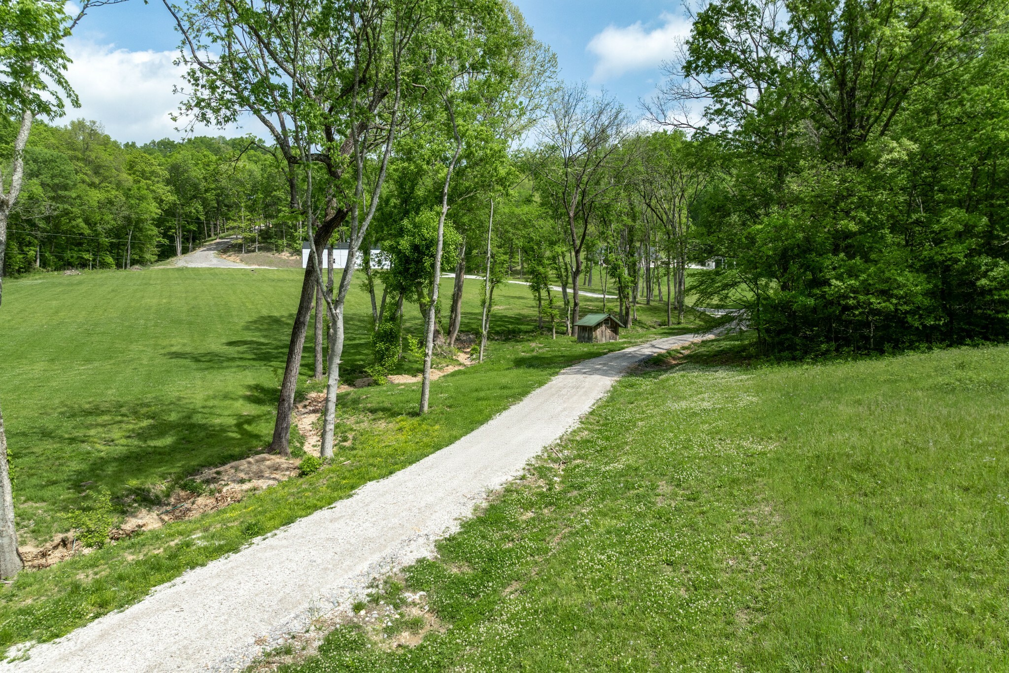Property Photo: 5204 Drury Ln TN 37064