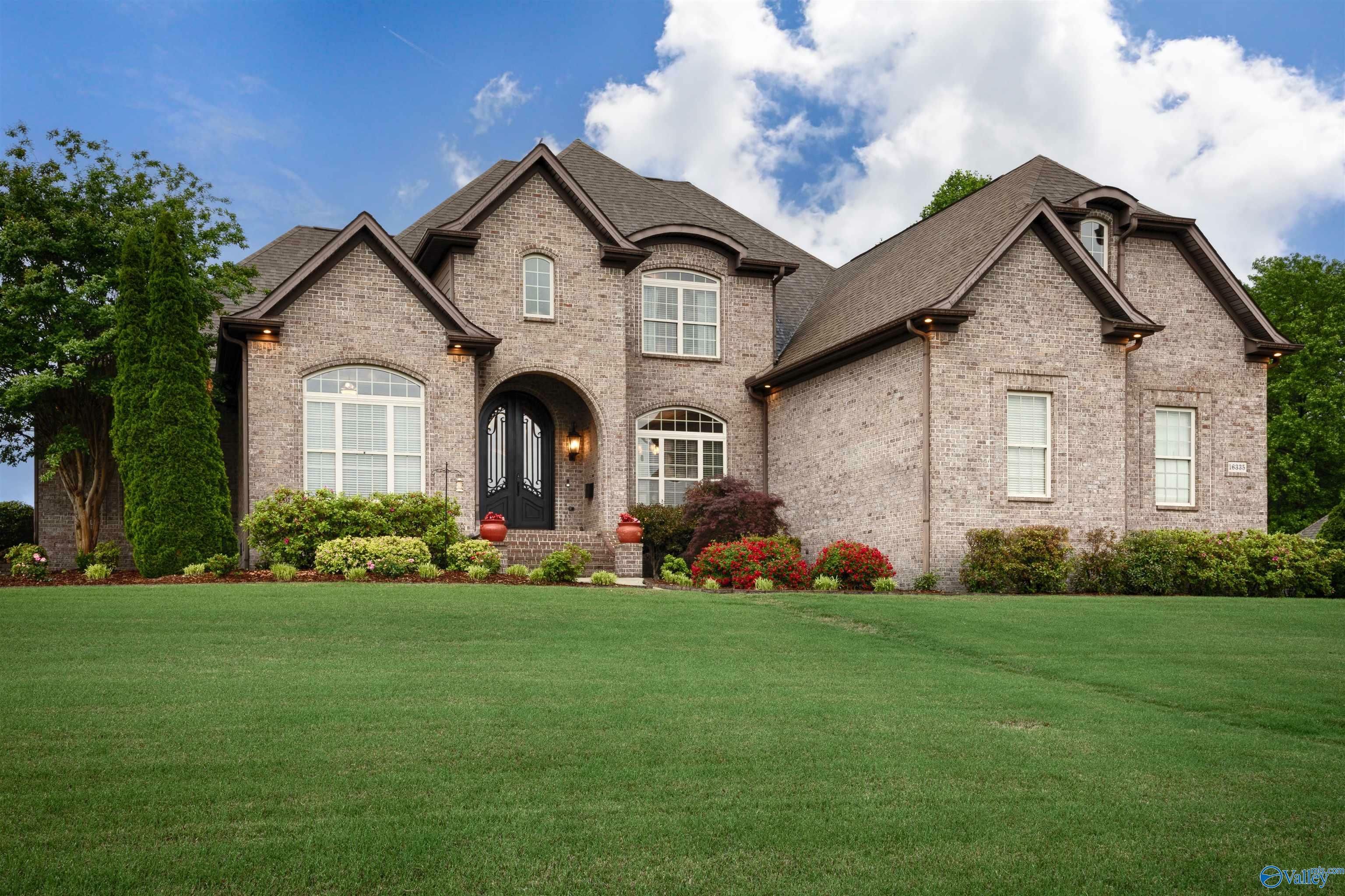 Property Photo: 16335 Travertine Drive AL 35613