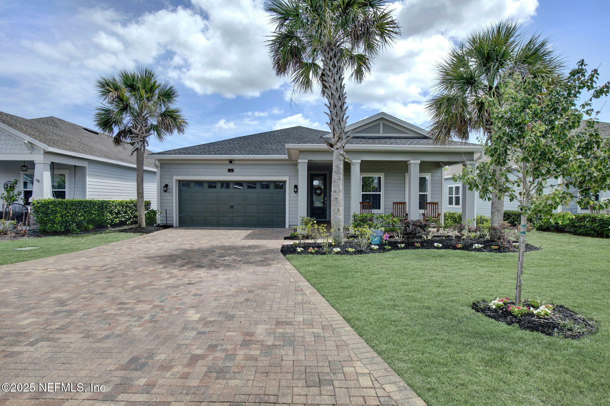 Property Photo: 44 Tilden Court FL 32092