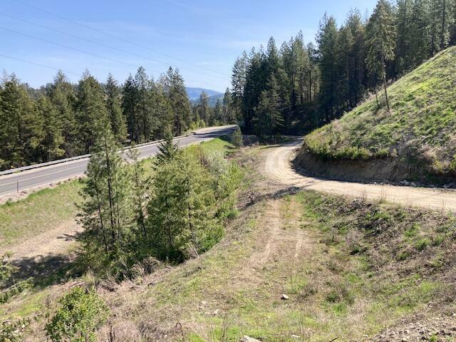 Property Photo: 1381 #B Hwy 25 S WA 99141