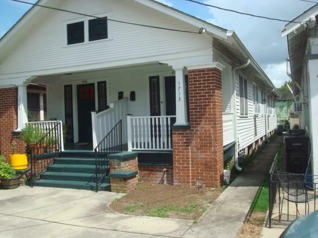 Property Photo: 1713 Short Street LA 70118