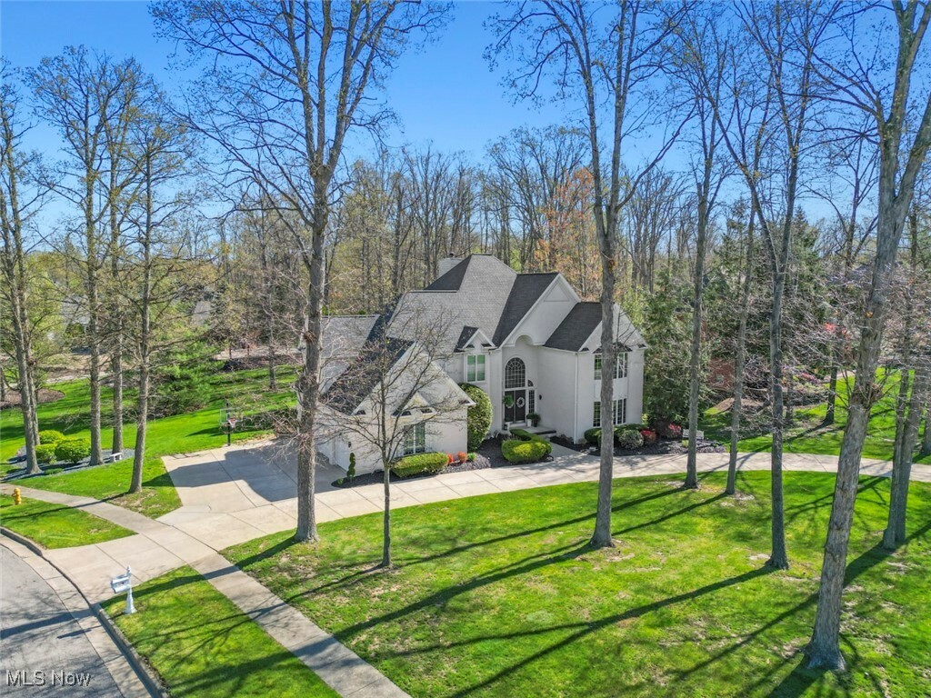 Property Photo: 127 Timber Run Drive OH 44406