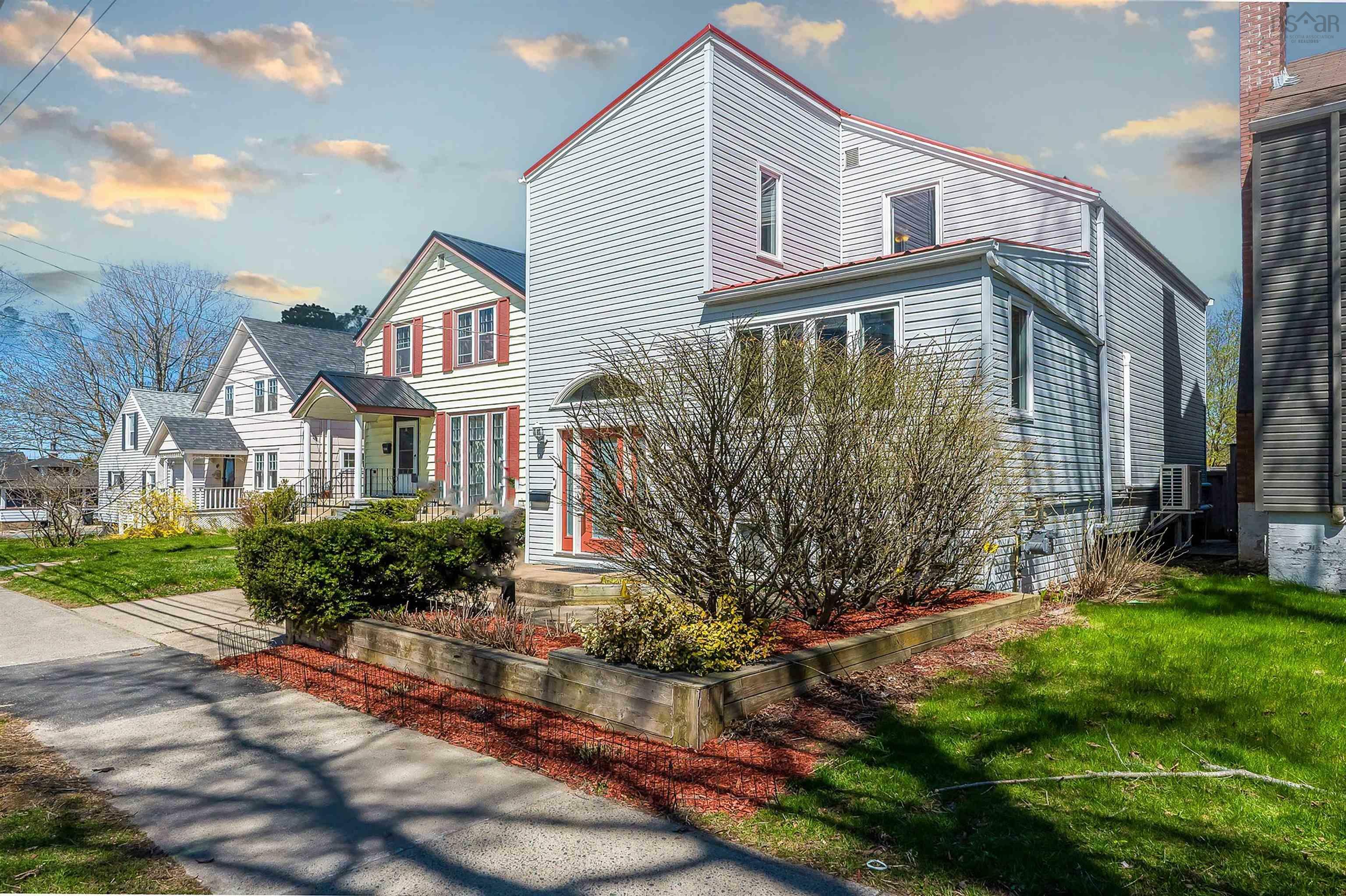 Property Photo: 3023 Oxford Street NS B3L 2W6