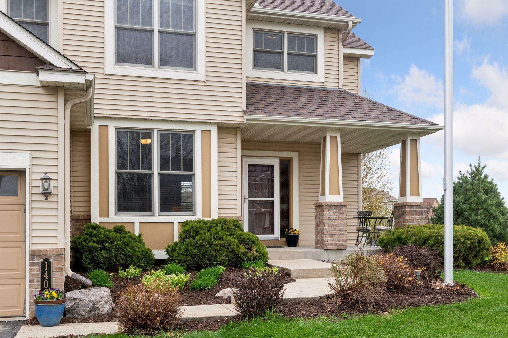 Property Photo: 1408 Oakpointe Drive MN 55387