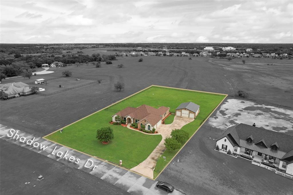 Property Photo: 1310 Shadow Lakes Drive TX 75169