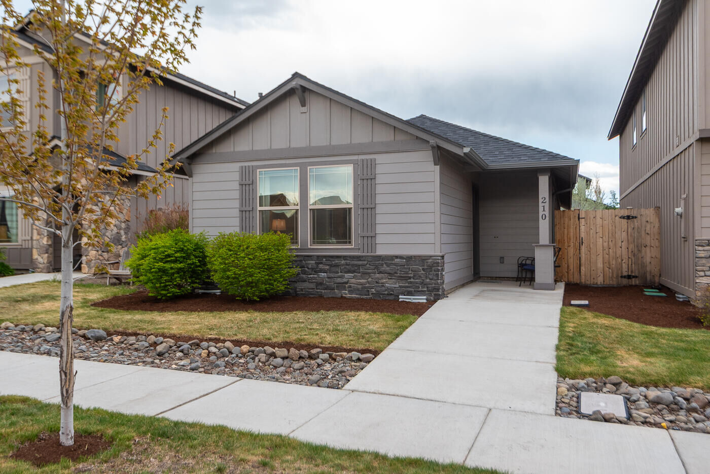 Property Photo:  210 NW 30th Street  OR 97756 