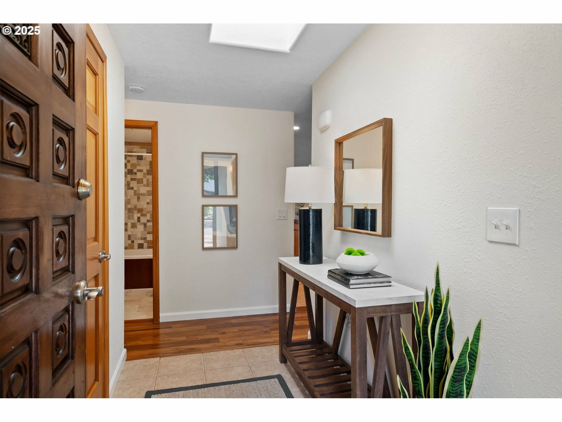 Property Photo: 11821 SE Sunnycreek Ln OR 97015